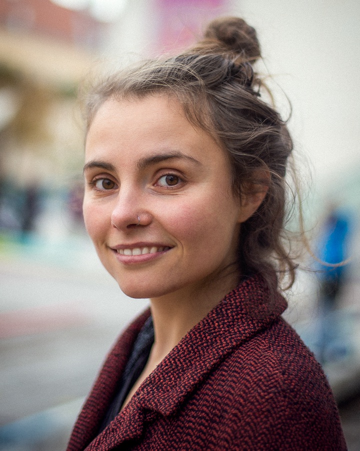 Porträtfoto von Lena Eller